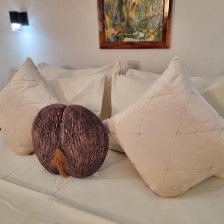 The Drake Seaside Apartment Beau Vallon  Extérieur photo