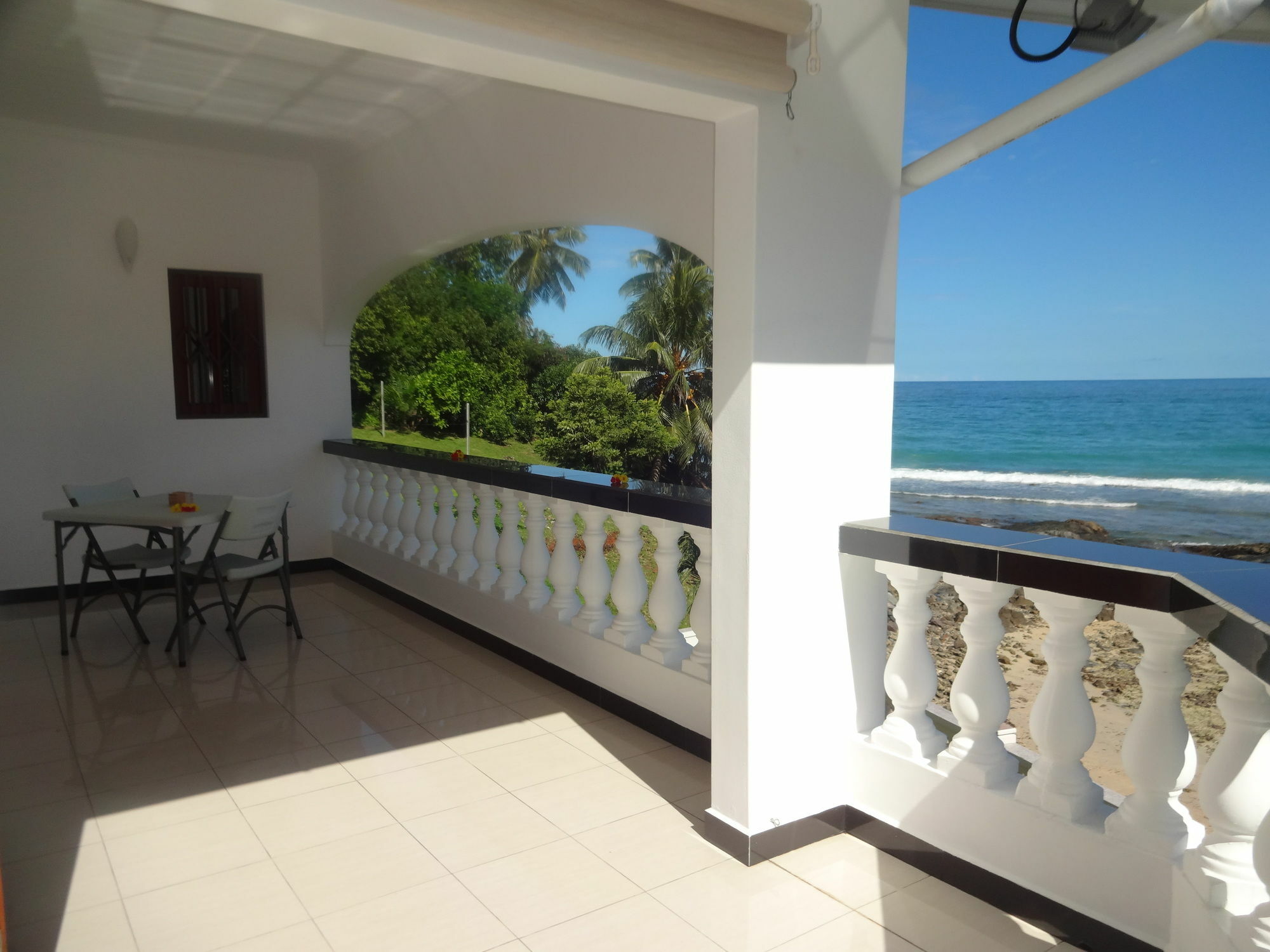 The Drake Seaside Apartment Beau Vallon  Extérieur photo