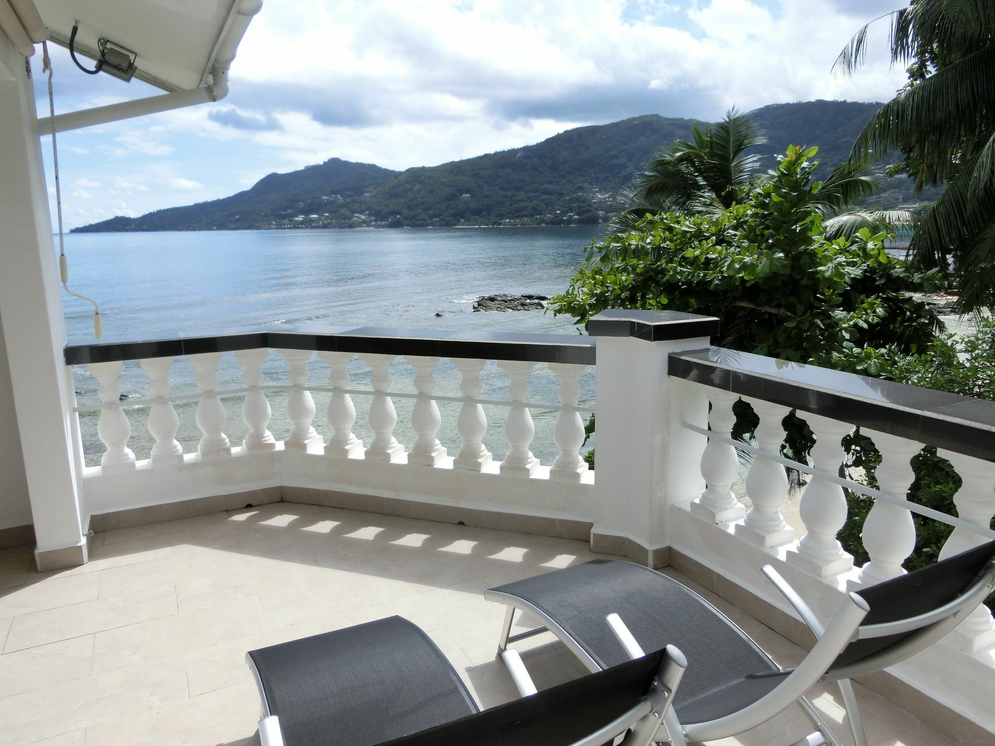 The Drake Seaside Apartment Beau Vallon  Extérieur photo